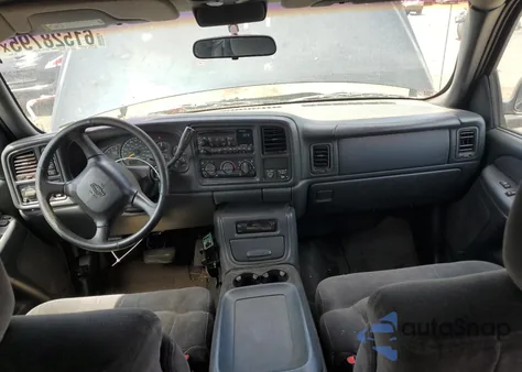 2000 Chevrolet Silverado K2500 из США, поврежденный, VIN 1GCGK29U7YE304788